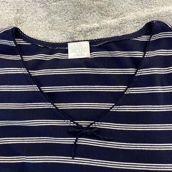 ABOUND Cropped Tee - Picture 3 of 6